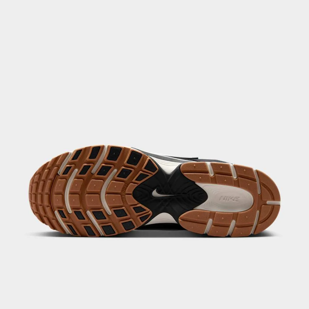 NIKE - Zapatillas Nike V5 RNR Negro Hombre