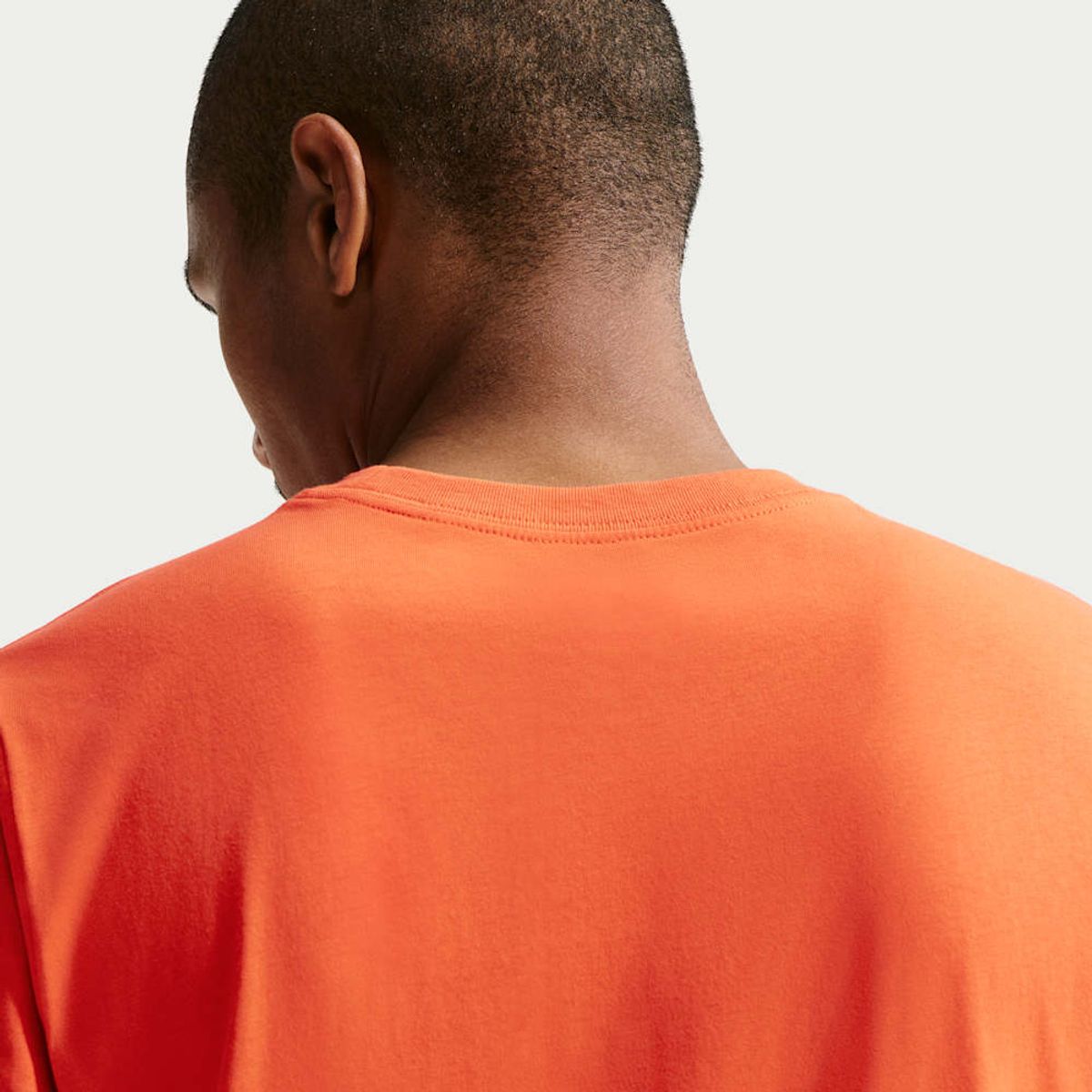 NIKE - Polera Nike Sportswear Club Naranja Hombre