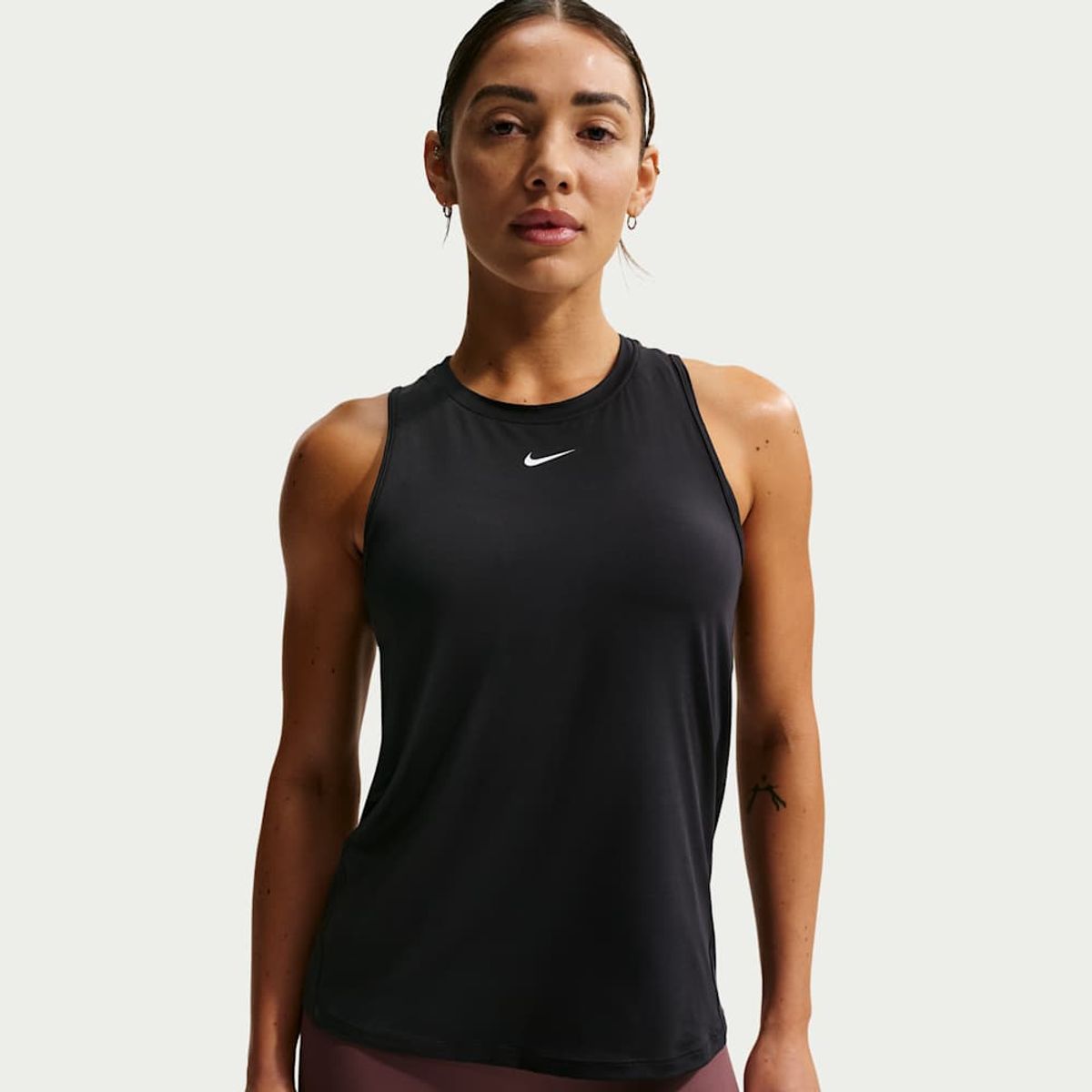 NIKE - Polera Nike One Classic Negro Mujer