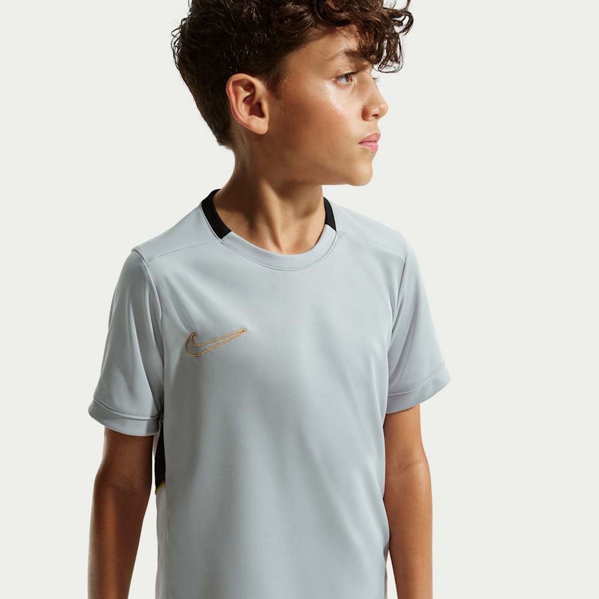 NIKE - Polera Nike Academy Negro Hombre