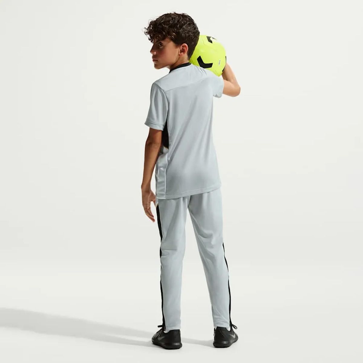 NIKE - Polera Nike Academy Gris Hombre