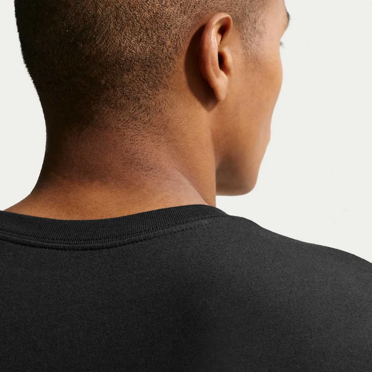 NIKE - Polera Nike Sportswear Negro Hombre