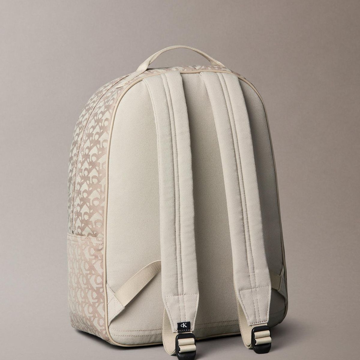 CALVIN KLEIN - Mochila Redonda Jacquard Beige Calvin Klein