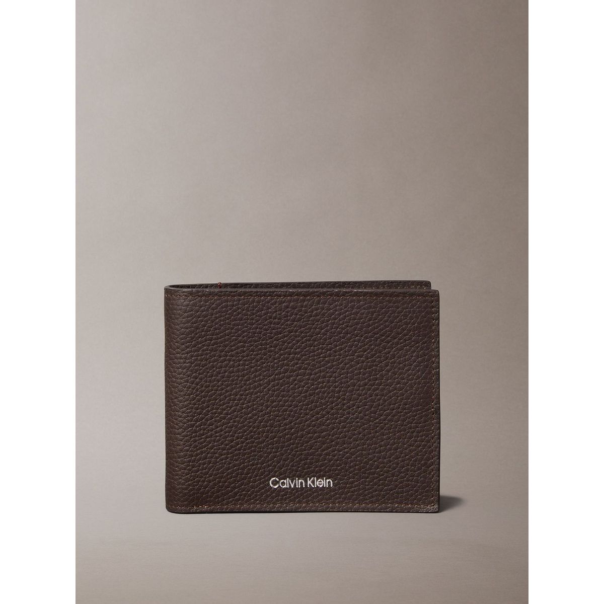 CALVIN KLEIN - Billetera Plegada con Logo Grabado Cafe Calvin Klein