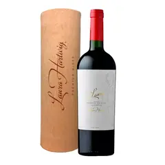 LAURA HARTWIG - Vino Laura Ensamblaje