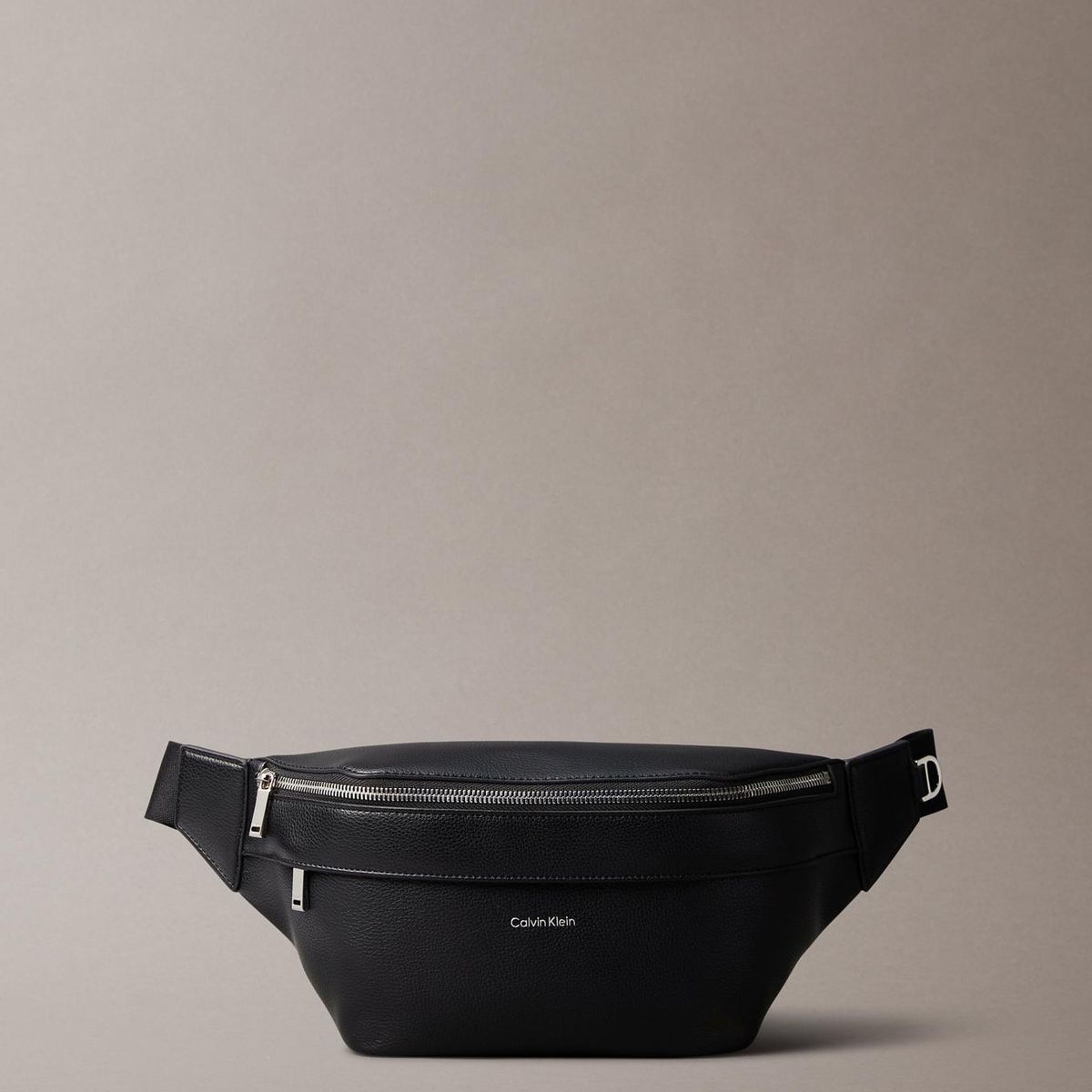 CALVIN KLEIN - Banano Micro Pebble Negro Calvin Klein