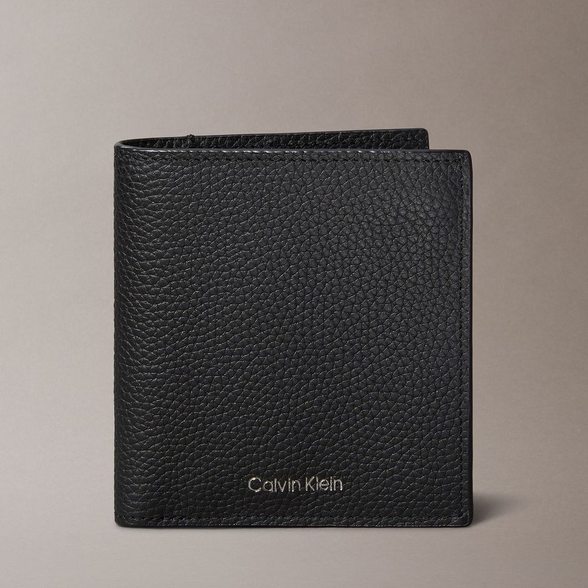 CALVIN KLEIN - Billetera Plegada Slim con Logo Grabado