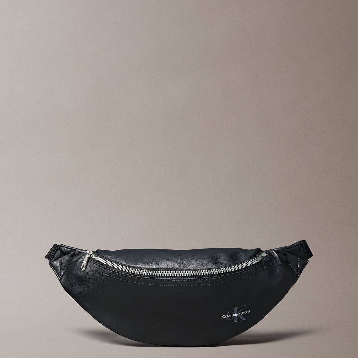 CALVIN KLEIN - Banano Mono Logo Negro Calvin Klein