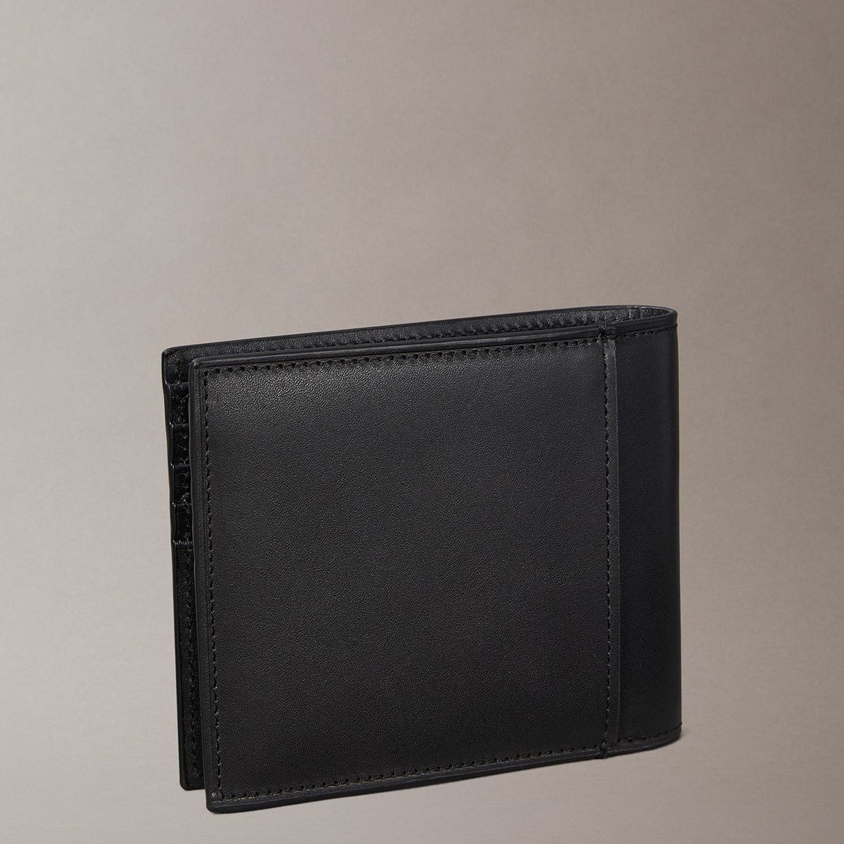 CALVIN KLEIN - Billetera Plegable Plaque Ew Negro Calvin Klein