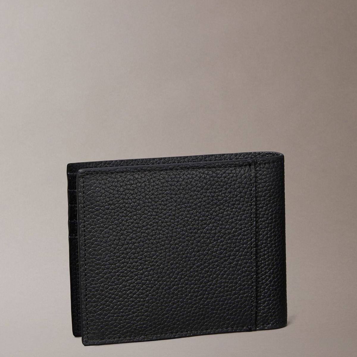 CALVIN KLEIN - Billetera Plegada con Logo Grabado Negro Calvin Klein