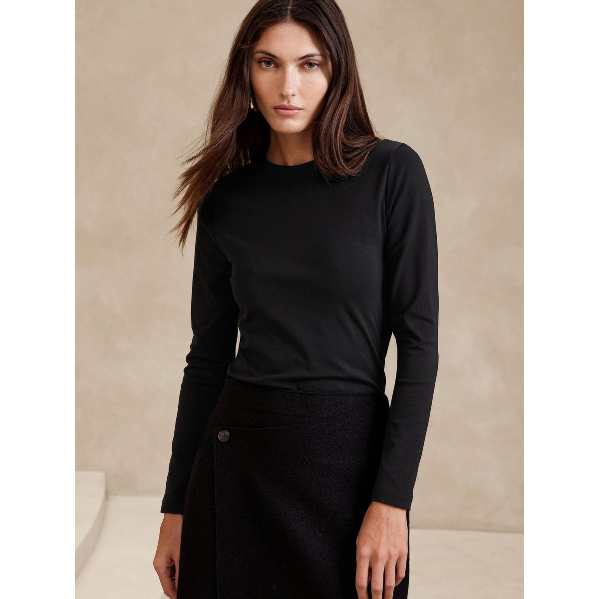 BANANA REPUBLIC - Polera Mujer Banana Republic Refined Crew-Neck Negro