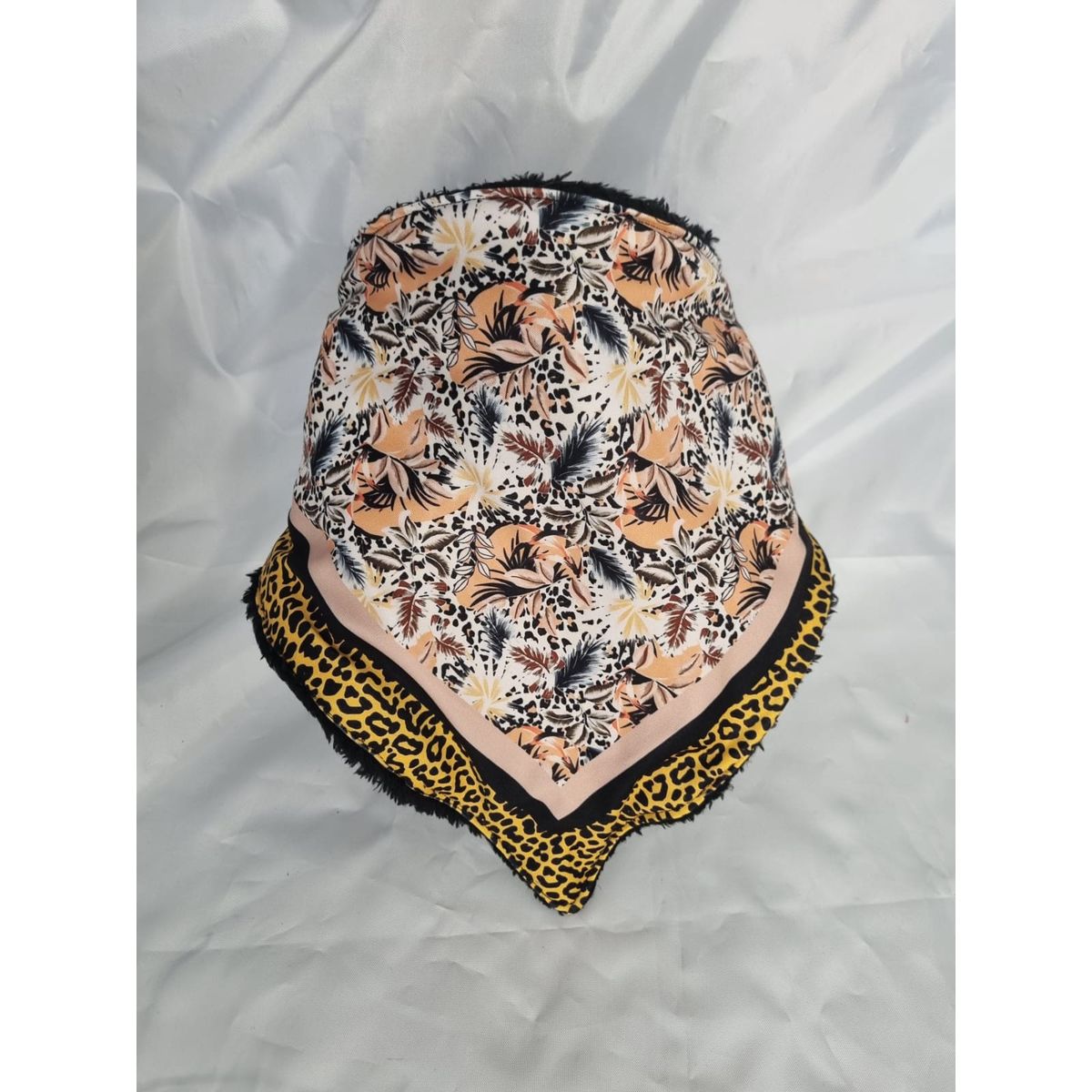 EL ESPACIO DE TOMMY - Bandana invierno mujer hojas damasco