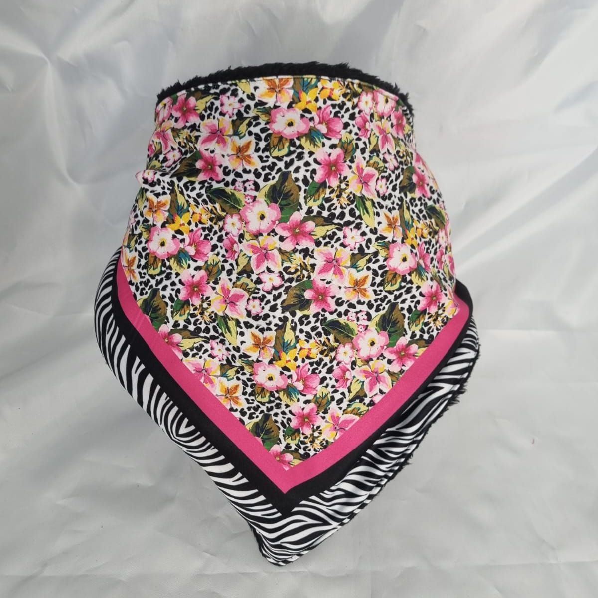 EL ESPACIO DE TOMMY - Bandana invierno mujer flores fucsias