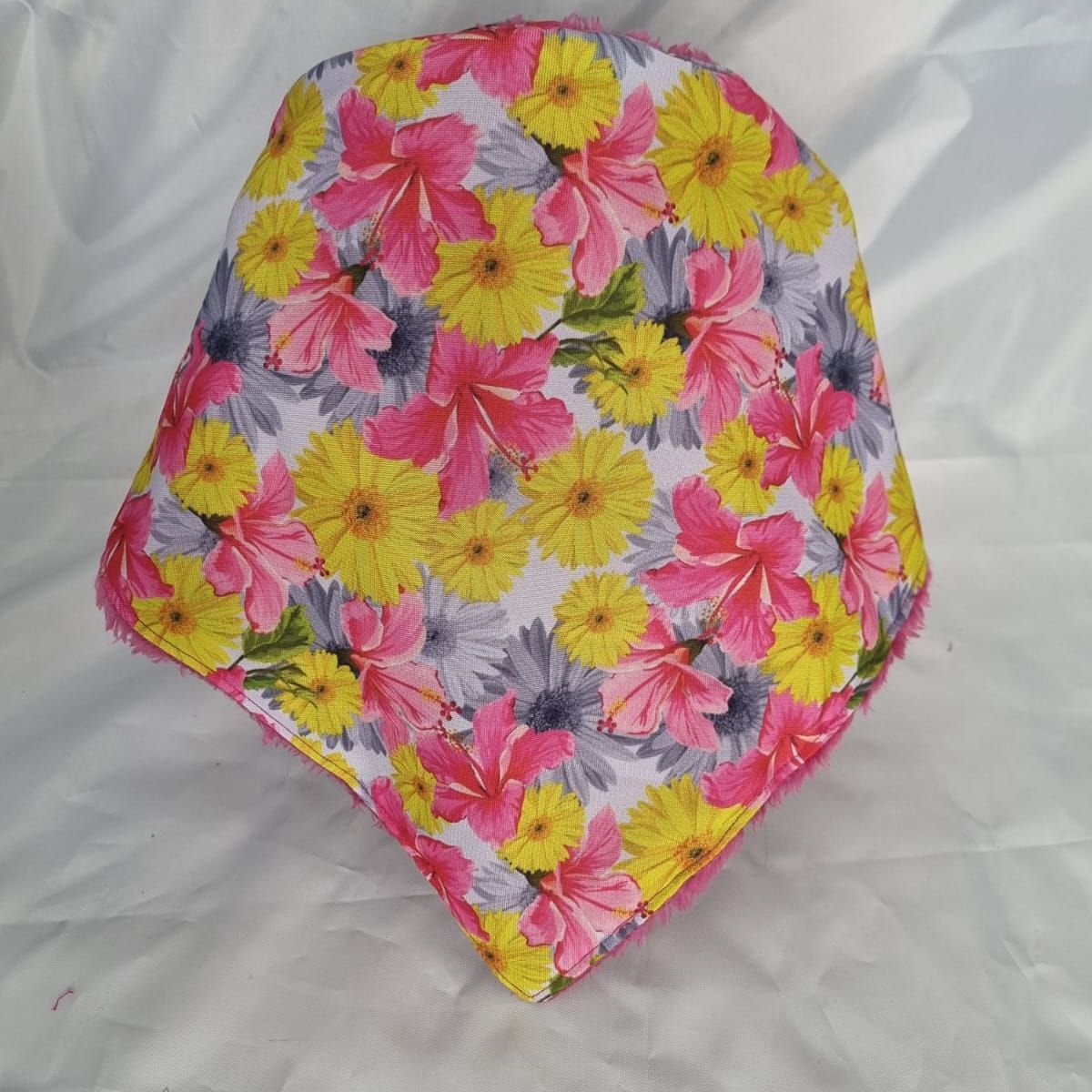 EL ESPACIO DE TOMMY - Bandana invierno XL mujer flores fucsias y amarillas