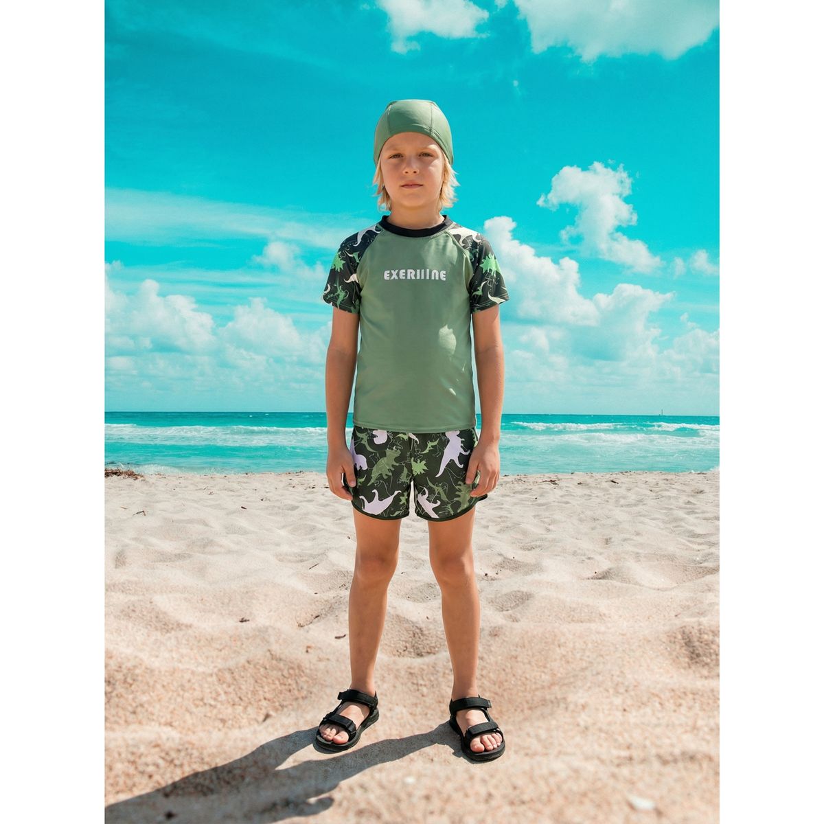 LIKE SHOP - Conjunto De Baño Niños Short Polera Y Gorro Secado Rápido 8003