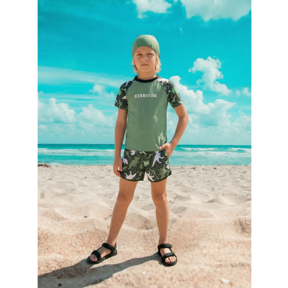 LIKE SHOP - Conjunto De Baño Niños Short Polera Y Gorro Secado Rápido 8003