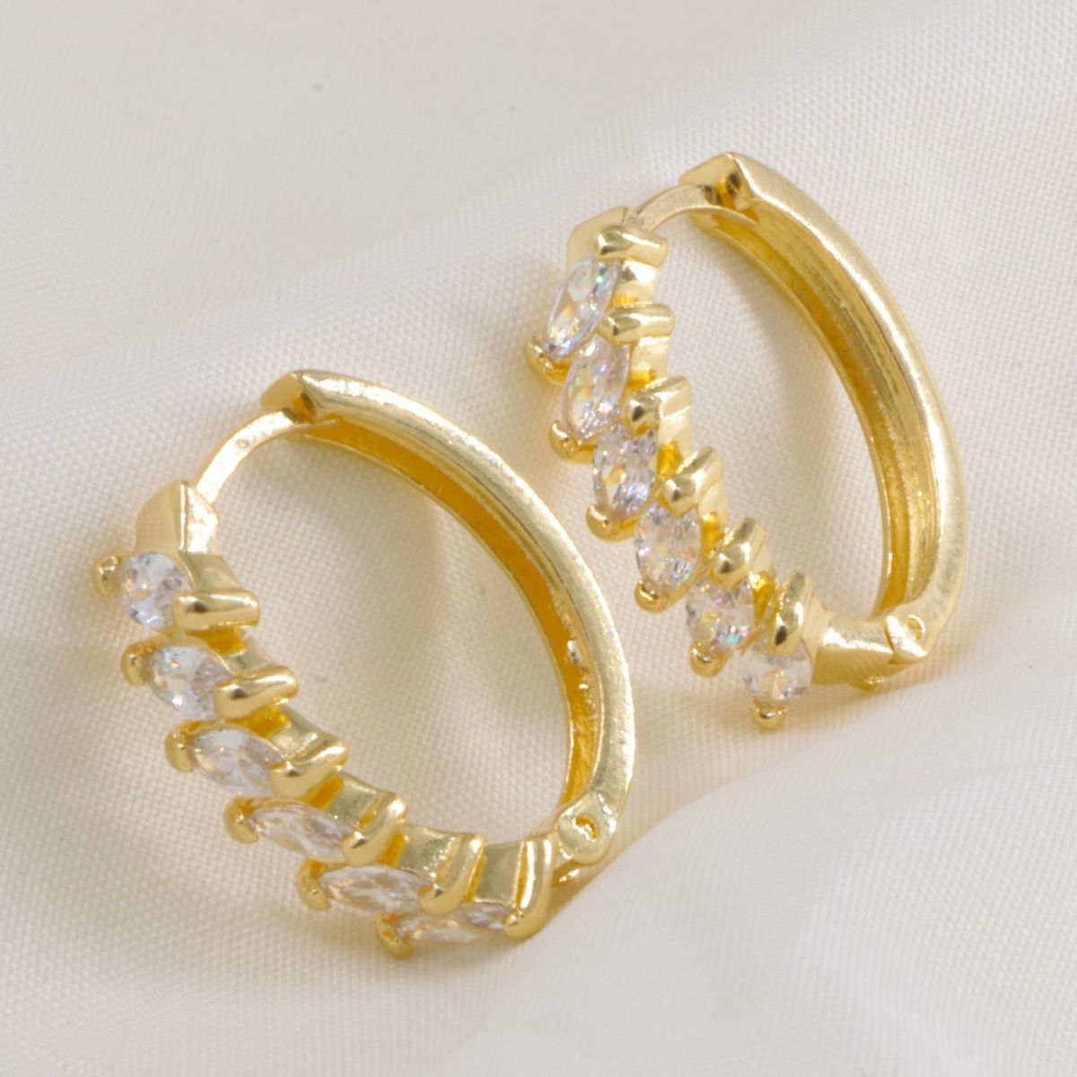 GENERICO - Arete Candonga Presión Cristal Erupsa Oro Laminado 18k