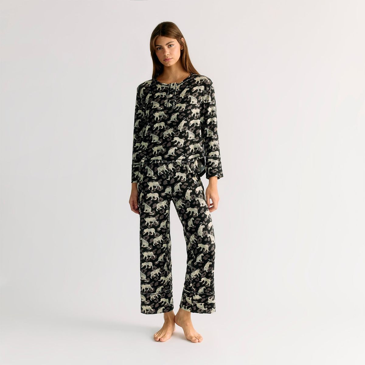 LOUNGE - Pijama Mujer Animal Print Tigres