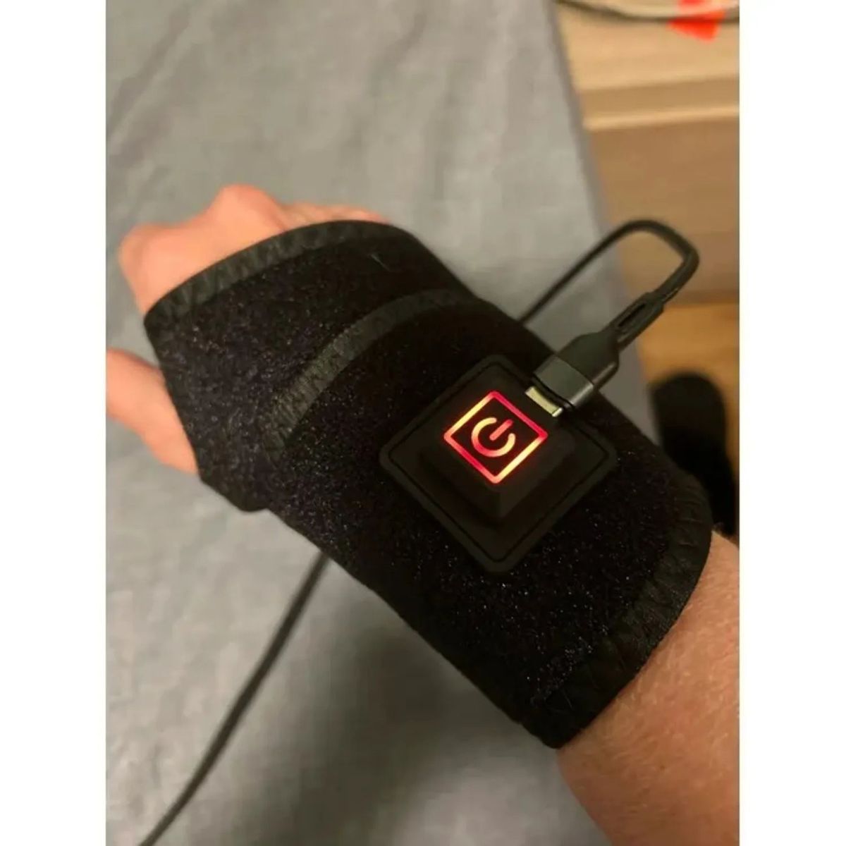 MOVI - MUÑEQUERA CON TRES NIVELES DE CALOR