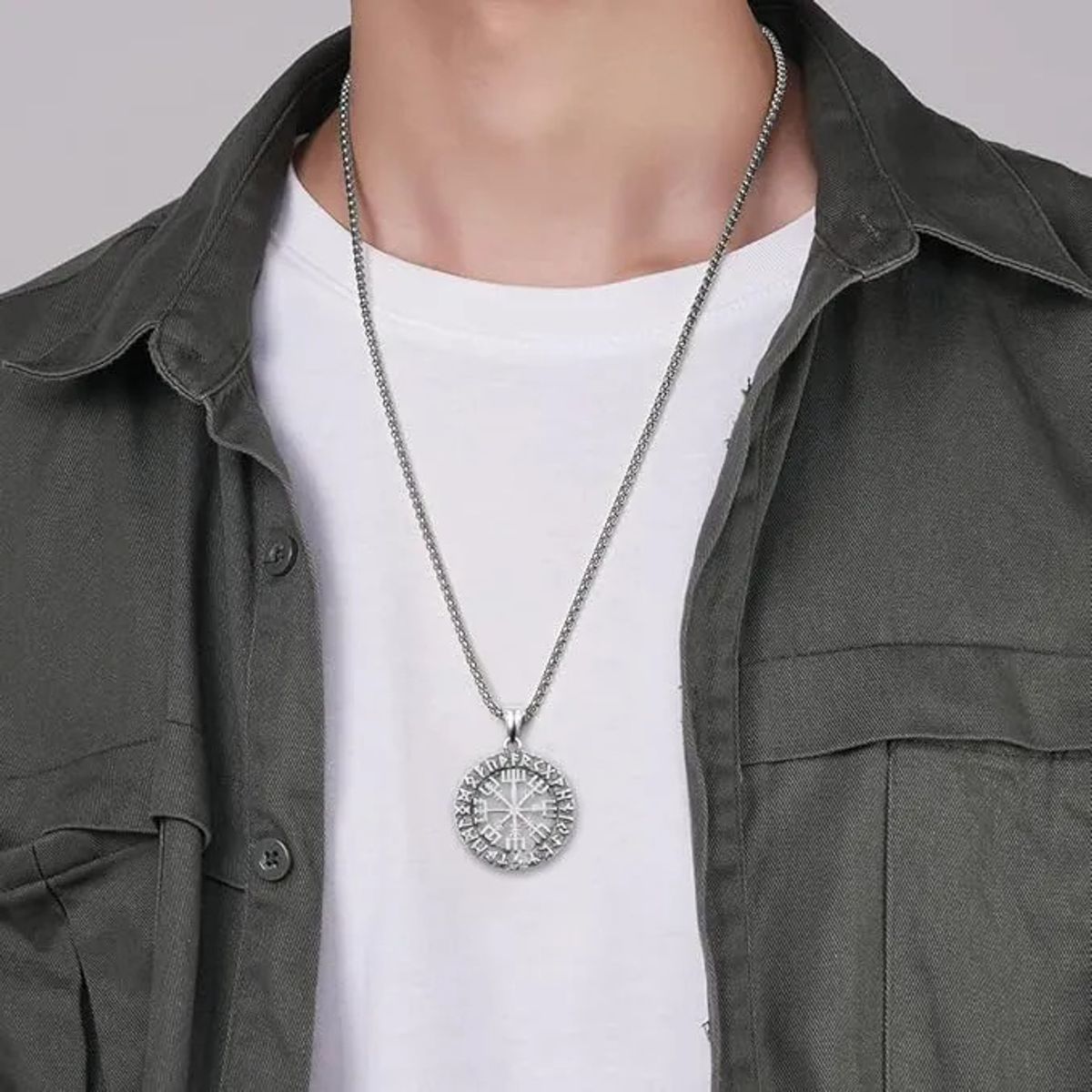 EINICIO - Collar Hombre Vegvisir Brújula De Runas Vikingas