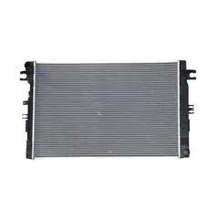 GENERICO - Radiador Nissan NP300 2.3 2015 al 2020 Diesel