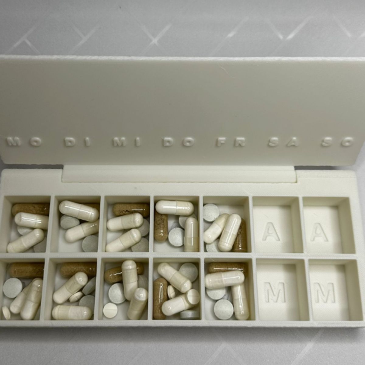 GENERICO - Organizador de Suplementos  Pastillero Mañana  Noche