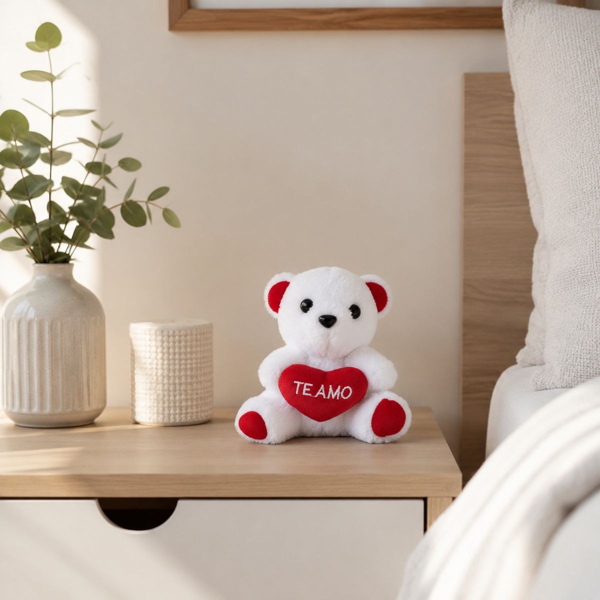 HOMESTAR - Oso de peluche blanco con corazón rojo bordado