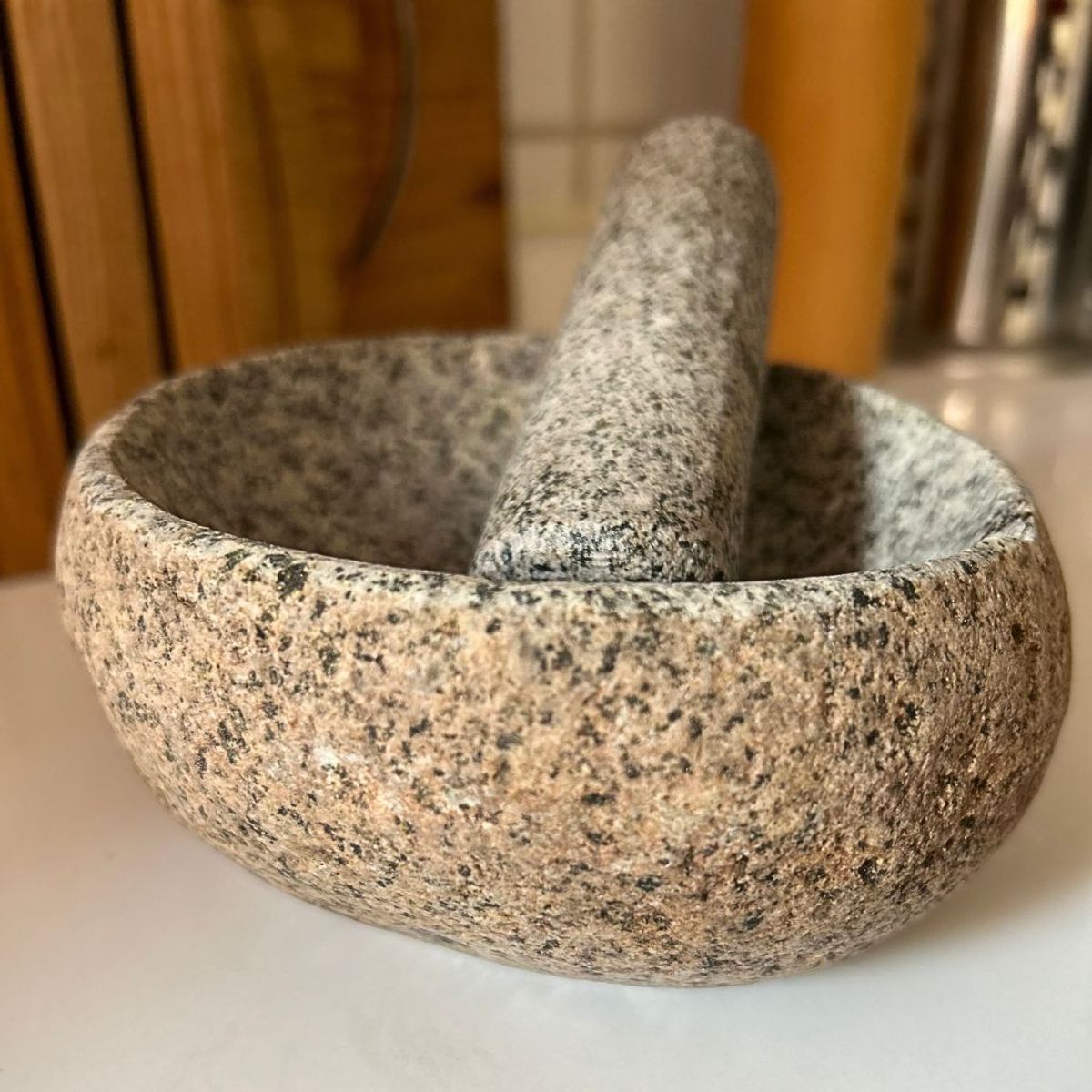 BOHEMIK - Mortero de Piedra 15 cm x 8 cm BOHEMIK