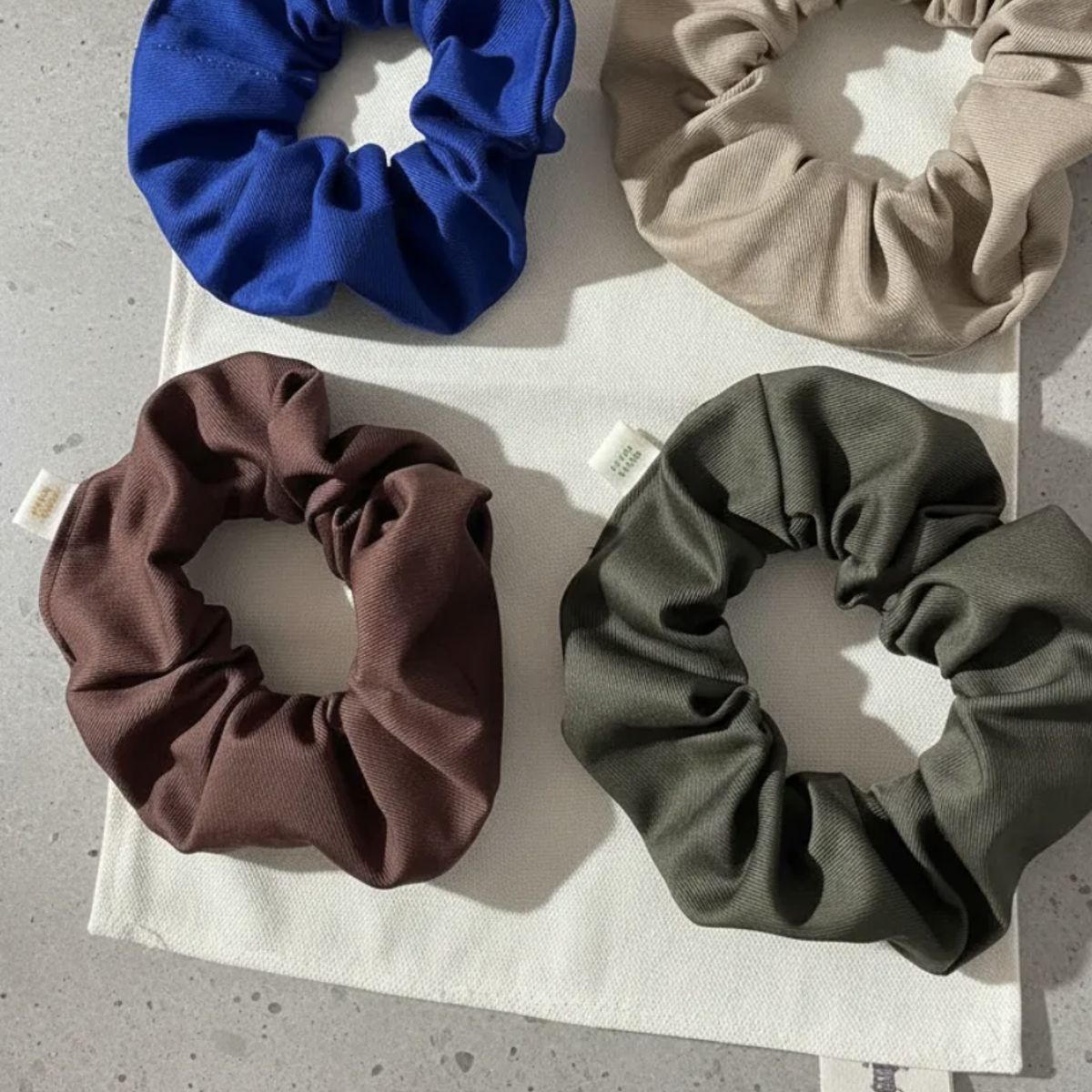 HAOKIDS - Scrunchies 4 coletas de gabardina 100% algodón colet cabello niña o mujer confección nacional