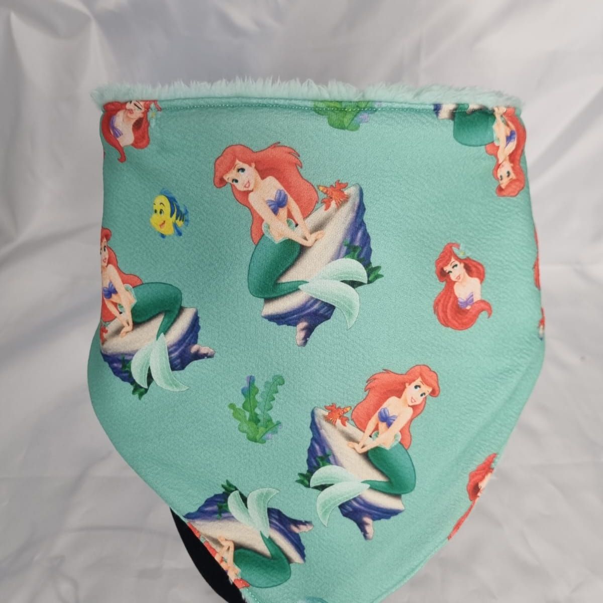 EL MUNDO DE EMMA - Bandana mascota invierno animado sirena talla L