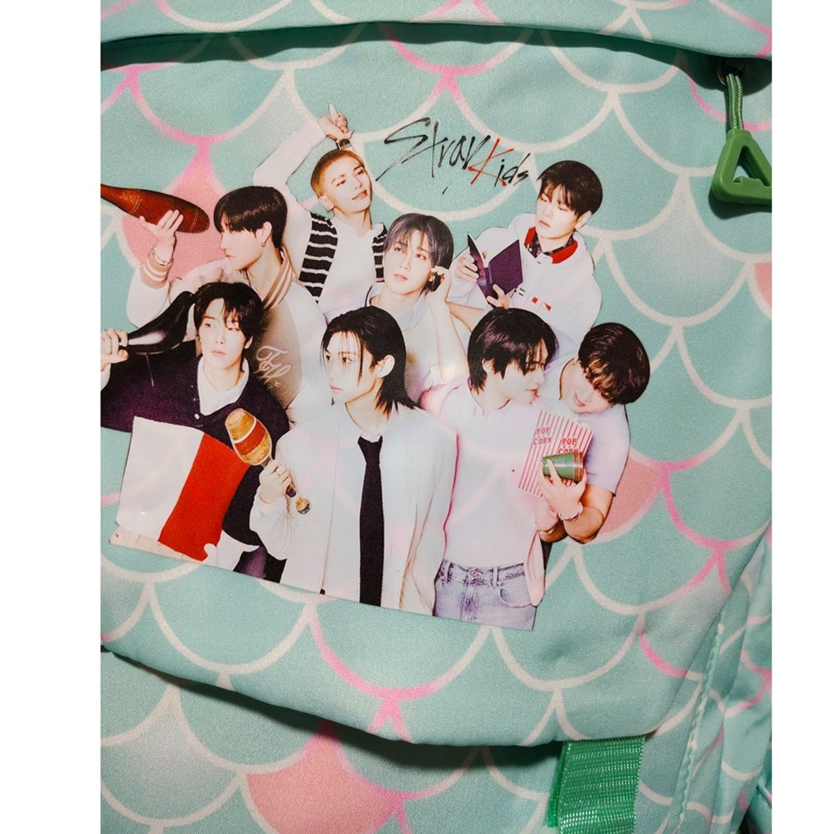 GENERICO - SET MOCHILA ESTUCHE Y LONCHERA K-POP STRAY KIDS