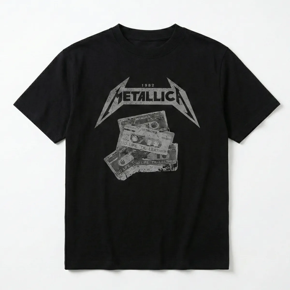 METALLICA - Polera Manga Corta Hombre Cassete Negro Metallica