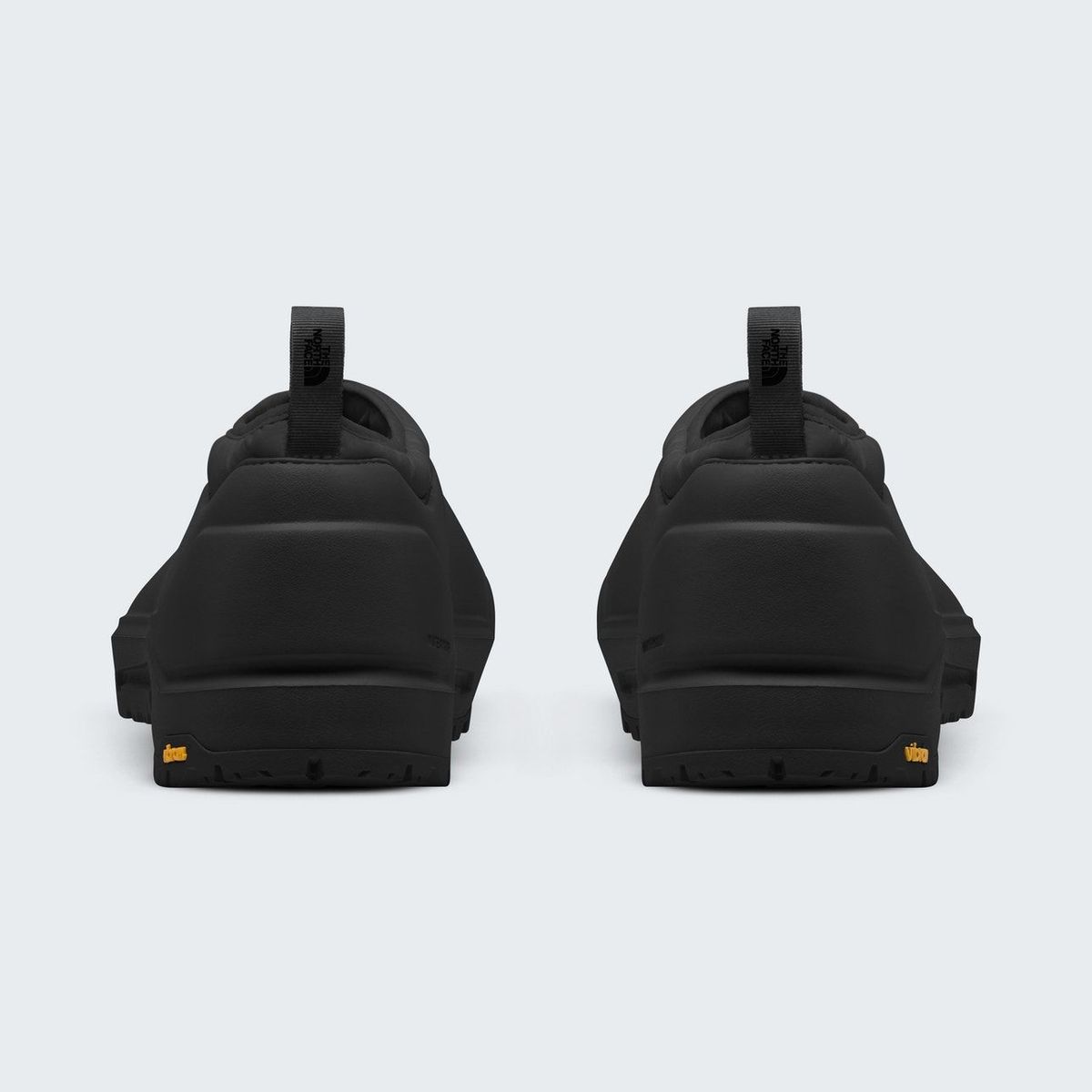 THE NORTH FACE - Pantuflas Base Camp Wp Mule Hombre