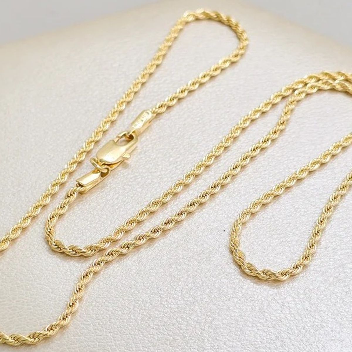 GENERICO - Cadena Tejido Tourbillon Oro Laminado 18k