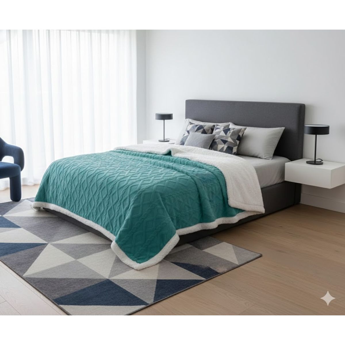 DIANA - FRAZADA TRENZADAS UNICOLOR TURQUESA CON CHIPORRO TAMAÑO KING 210CM X 230CM_.