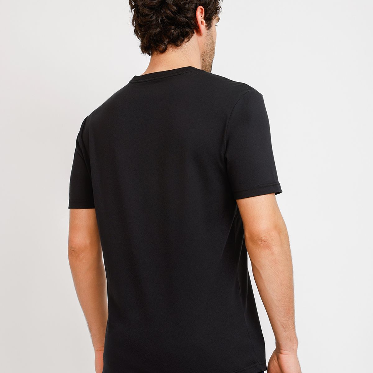 TRIAL - Polera Hombre Marcus Negro