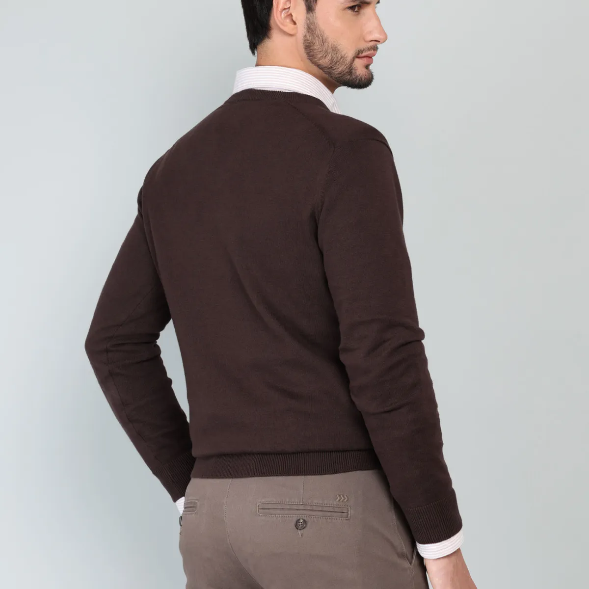 ARROW - Sweater Cuello V Regular Fit Café Arrow ARROW