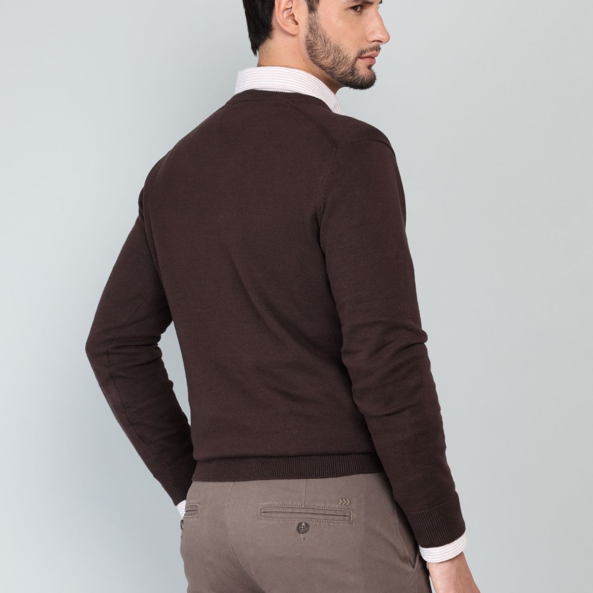 ARROW - Sweater Cuello V Regular Fit Café Arrow ARROW
