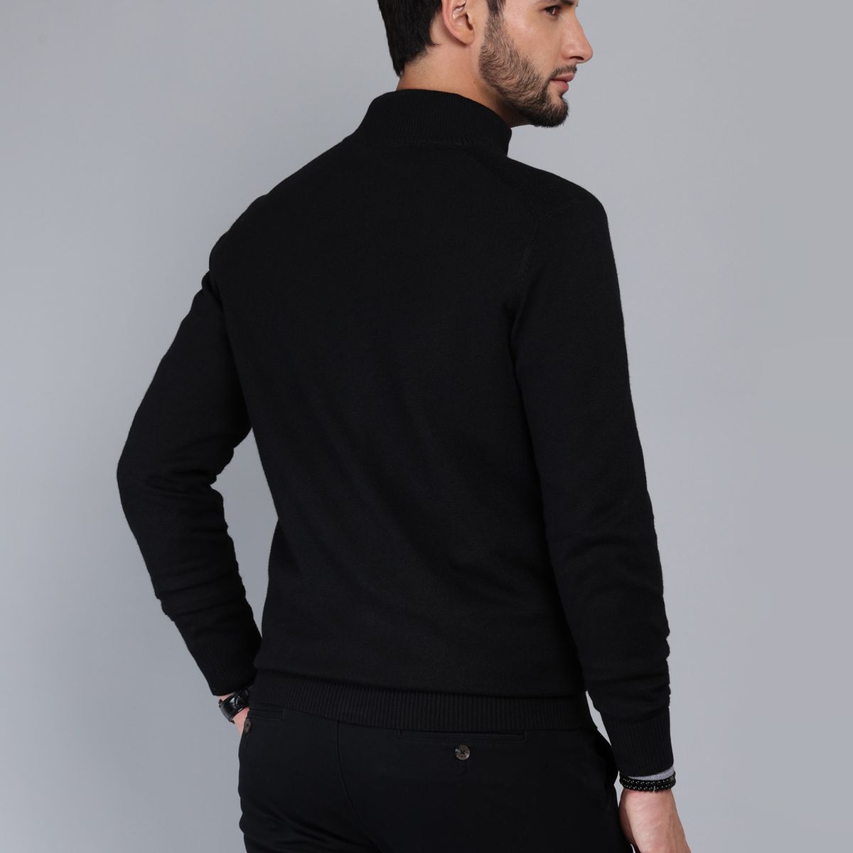 ARROW - Sweater Cuello Alto Regular Fit Negro Arrow ARROW