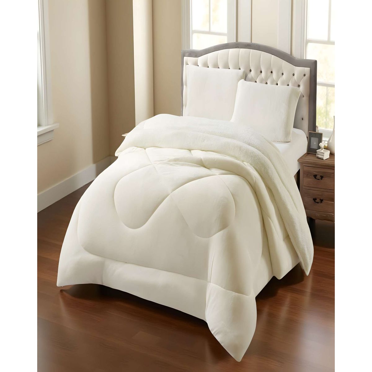 GENERICO - PLUMON  PLUSH CON CHIPORRO PLAZA Y MEDIA BLANCO INVIERNO 180x230cm