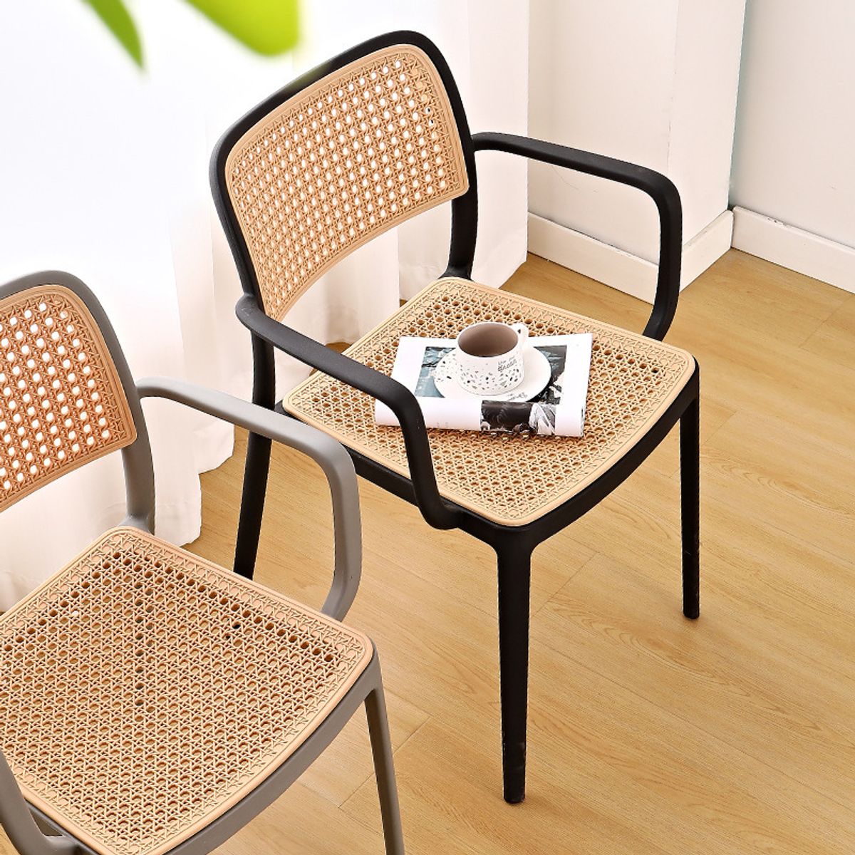 GENERICO - Silla de Comedor con Rejilla Natural y Estructura Negra
