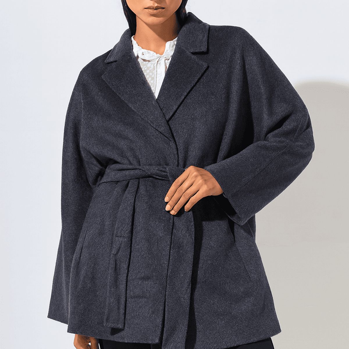 ARZANE - Abrigo Mujer Futti Gris Confección A Mano