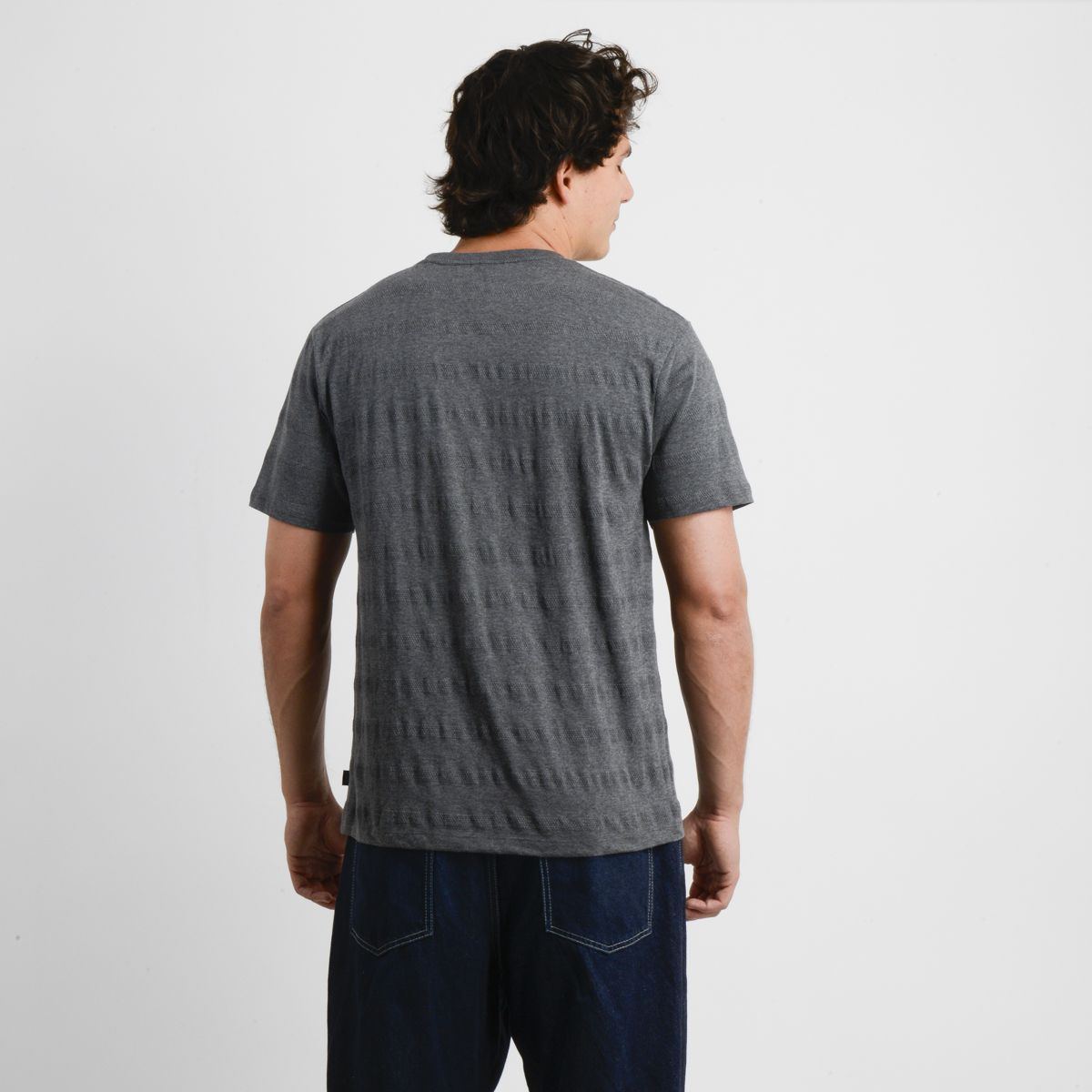 O'NEILL - POLERA MANGA CORTA DINSMORE II NEGRO