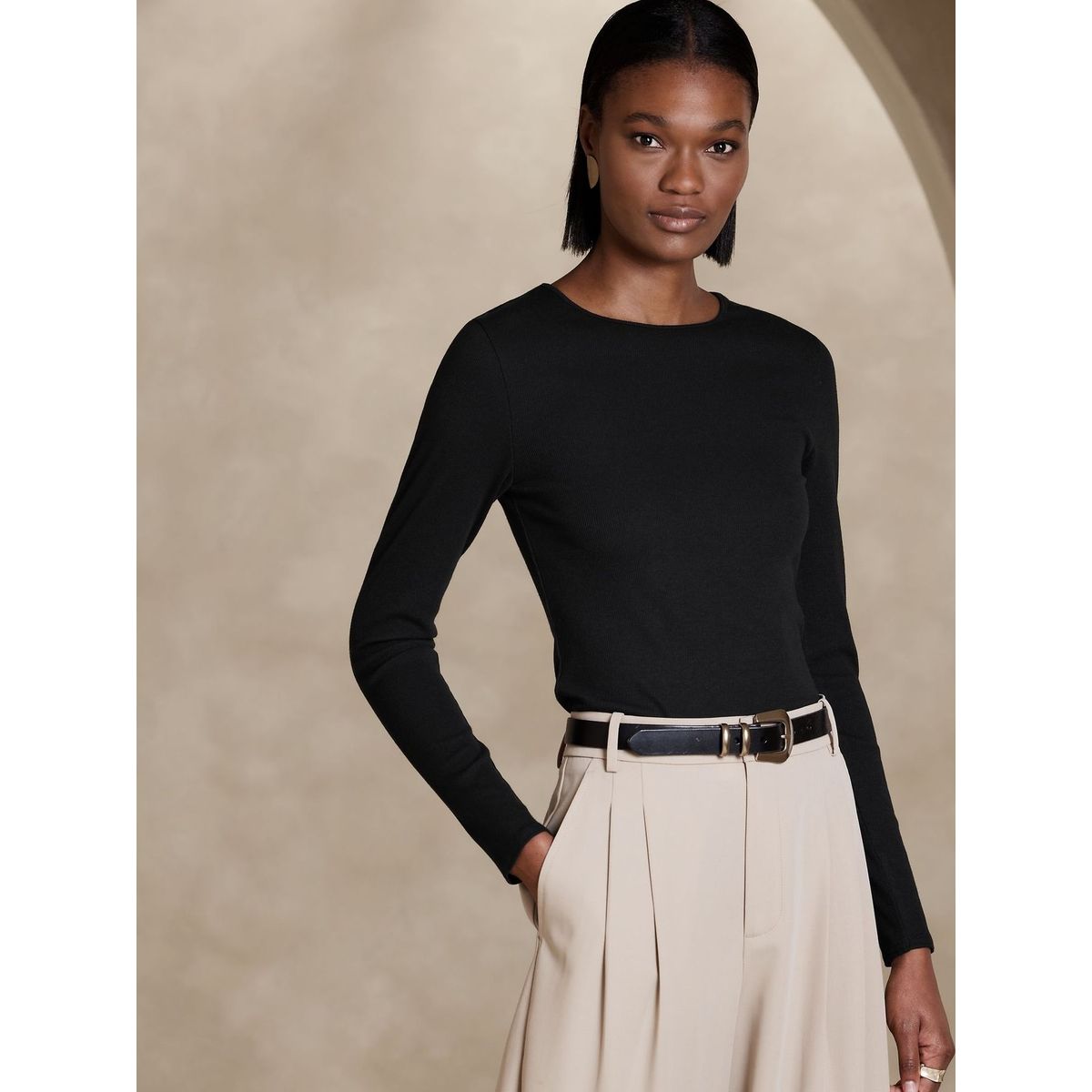 BANANA REPUBLIC - Polera Mujer Banana Republic Ribbed Crew-Neck Negro