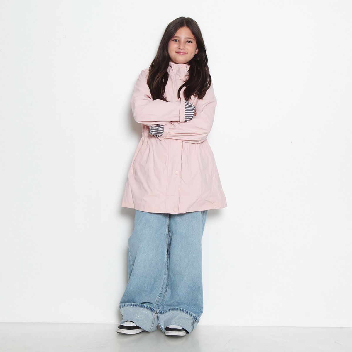 WADOS - CHAQUETA IMPERMEABLE MANGA LARGA CON CAPUCHA NIÑA