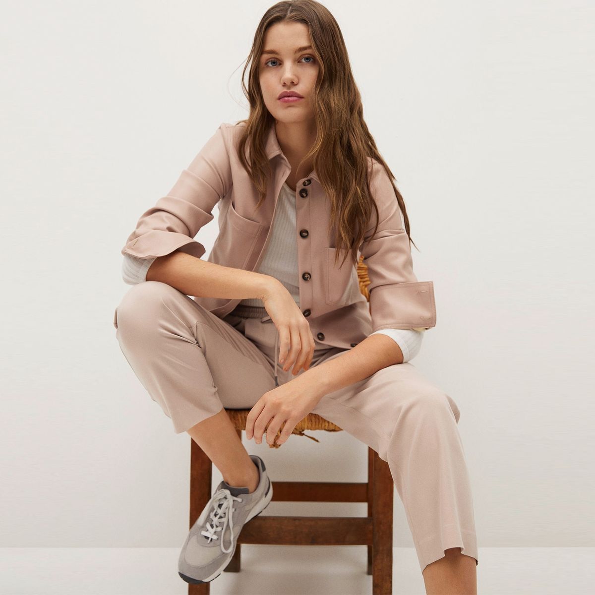 MANGO - Pantalón Crop Tiro Alto Fluido Mujer