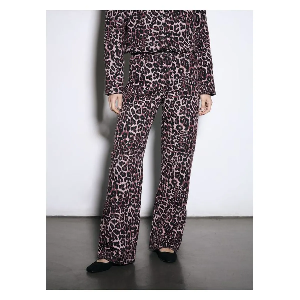 LOUNGE - Pantalón Animal Print Solsticio LOUNGE