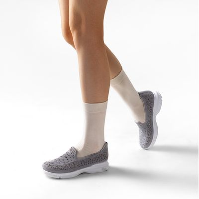 Imagen 2 del producto Zapatilla casual Mujer Slip On Con Pedrería TFA203