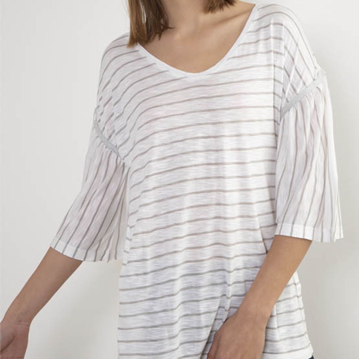 ARZANE - Polera AZ Felton Blanco