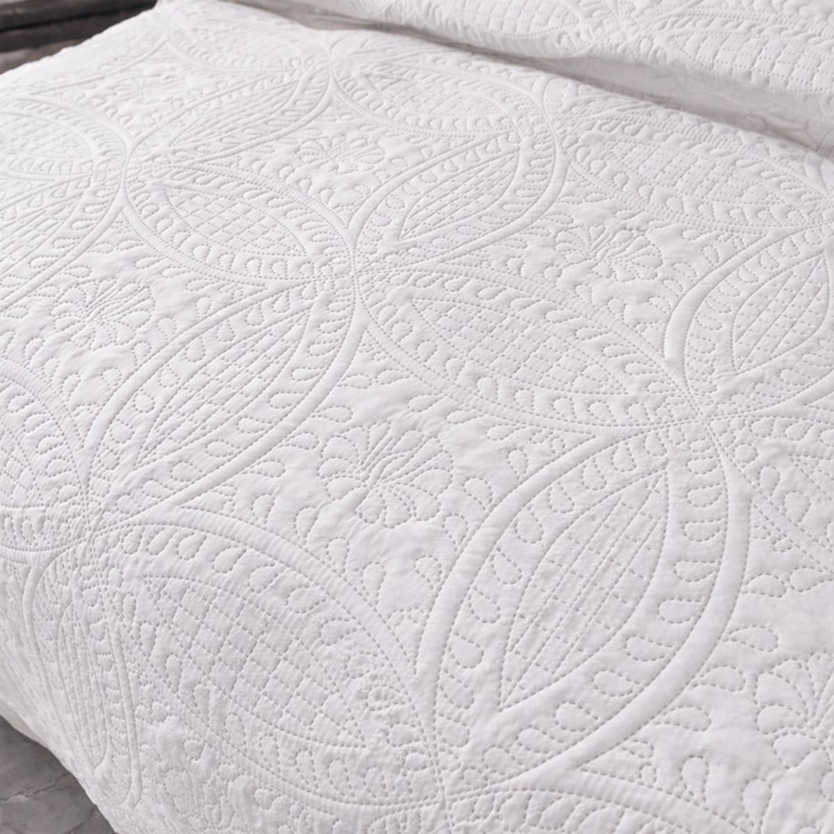 GENERICO - Quilt Cobertor 2 Plazas Verano Beige + 2 Fundas De Almohada